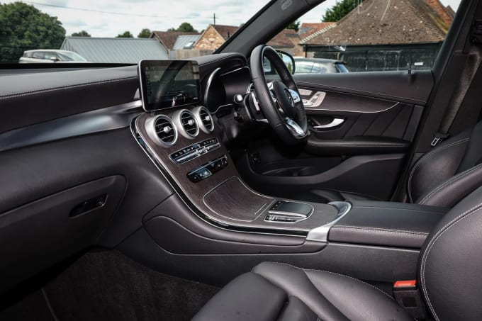 2021 Mercedes-benz Glc