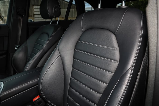 2021 Mercedes-benz Glc