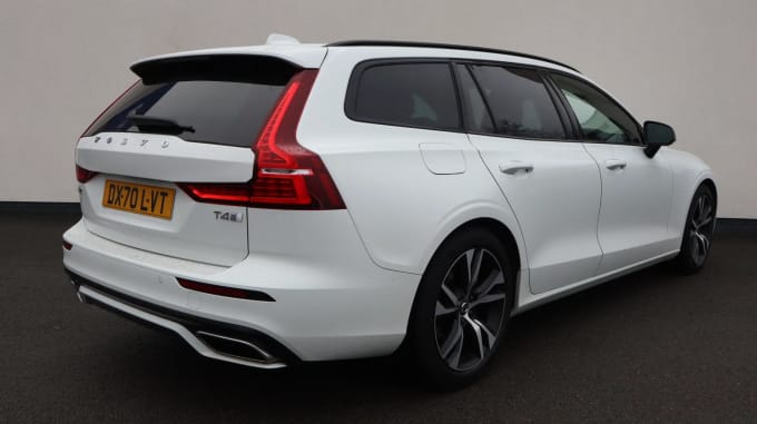 2020 Volvo V60