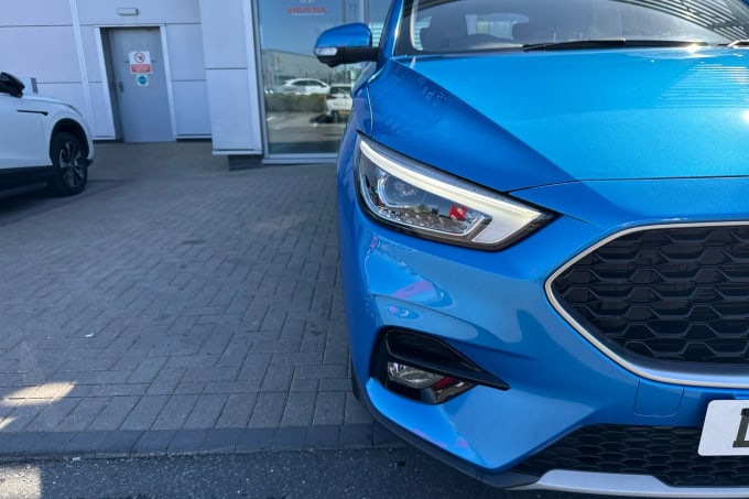 2021 Mg Motor Uk Zs