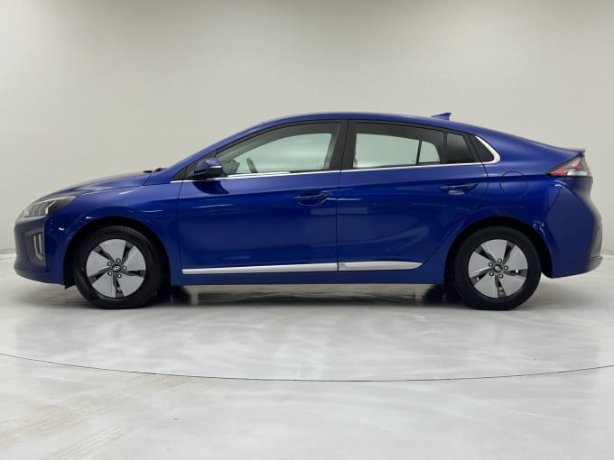 2022 Hyundai Ioniq