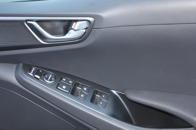 2022 Hyundai Ioniq