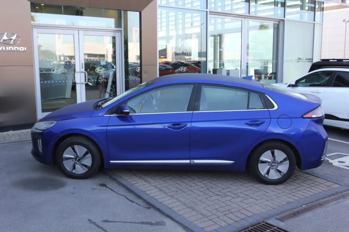 2022 Hyundai Ioniq
