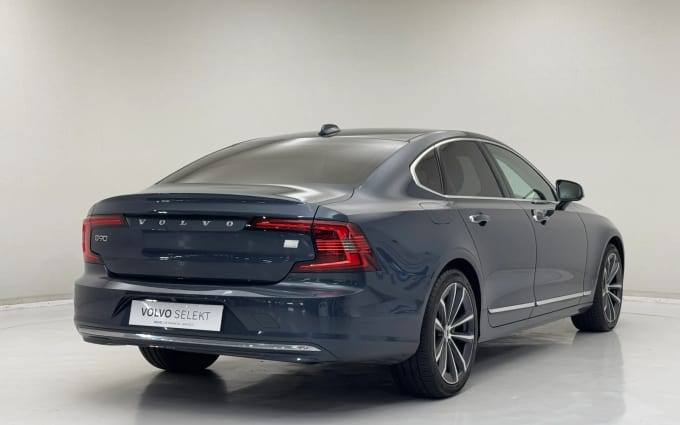 2021 Volvo S90