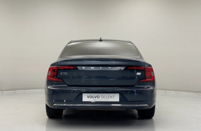 2021 Volvo S90