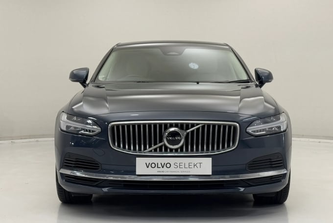 2021 Volvo S90