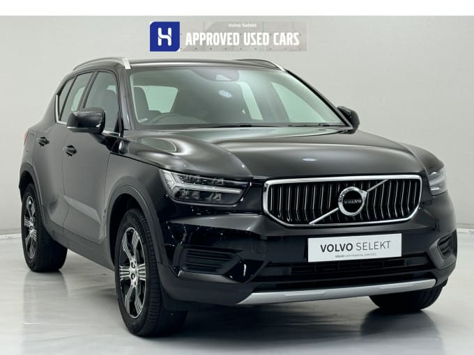 2022 Volvo Xc40