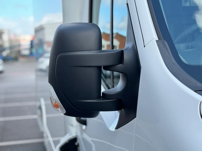 2024 Renault Master