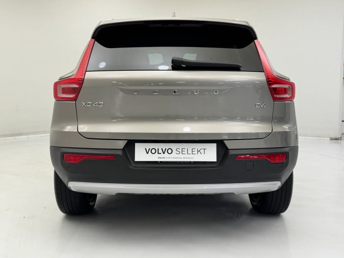 2021 Volvo Xc40