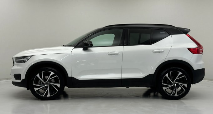 2021 Volvo Xc40