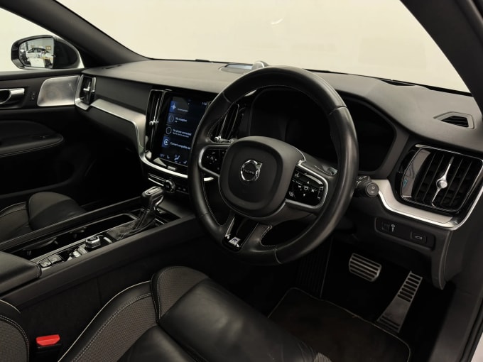 2019 Volvo V60