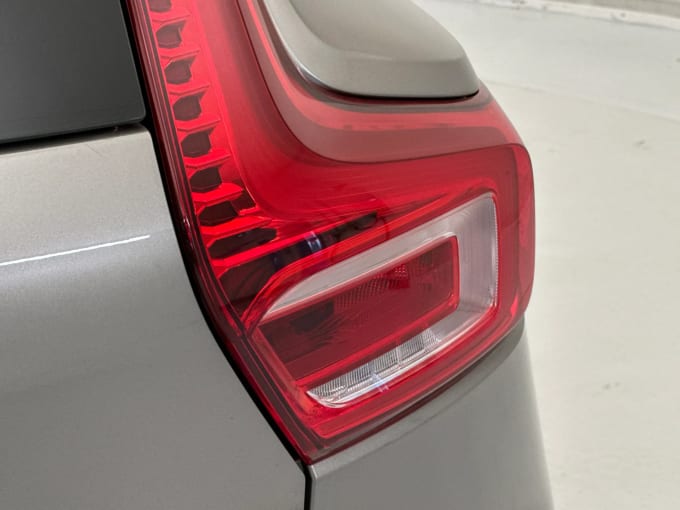 2022 Volvo Xc40