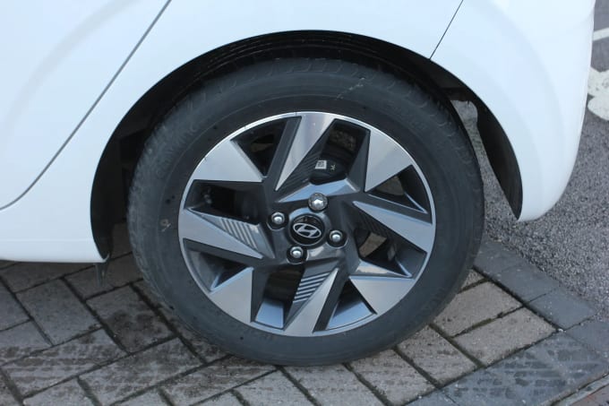 2024 Hyundai I10
