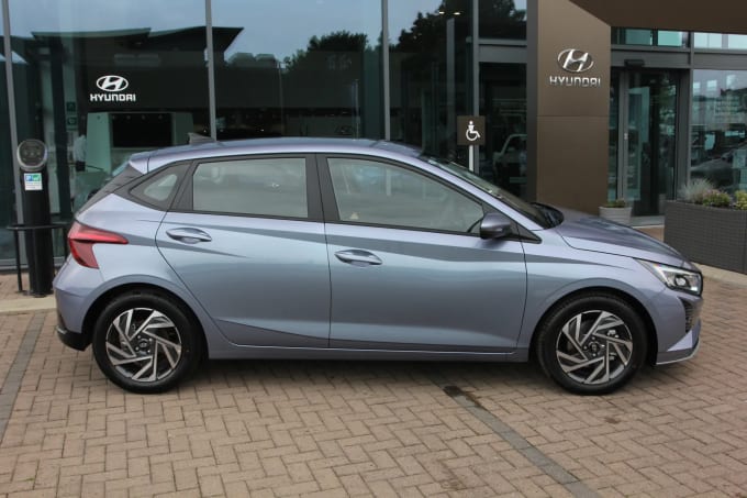 2025 Hyundai I20