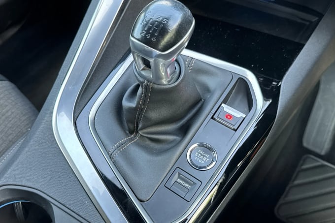 2020 Peugeot 5008