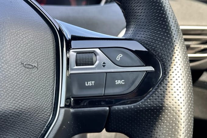 2020 Peugeot 5008