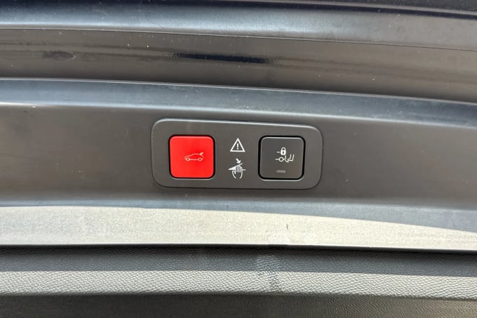 2020 Peugeot 5008