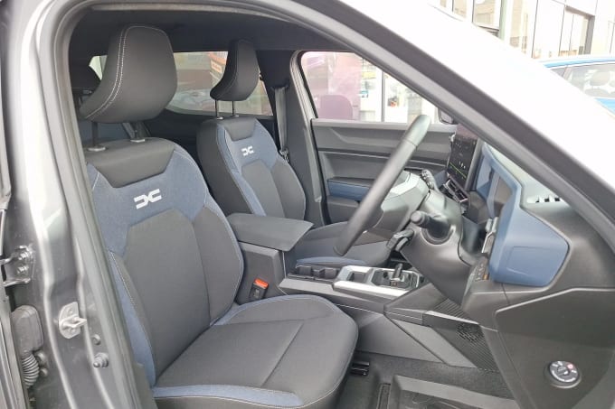 2025 Dacia Duster