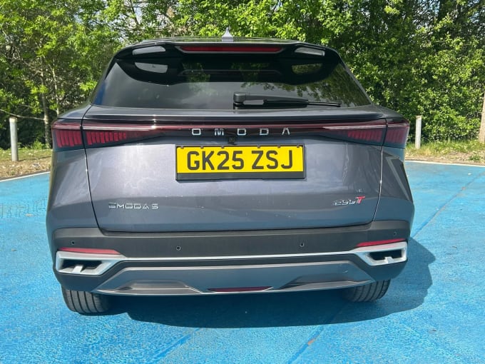 2025 Omoda 5