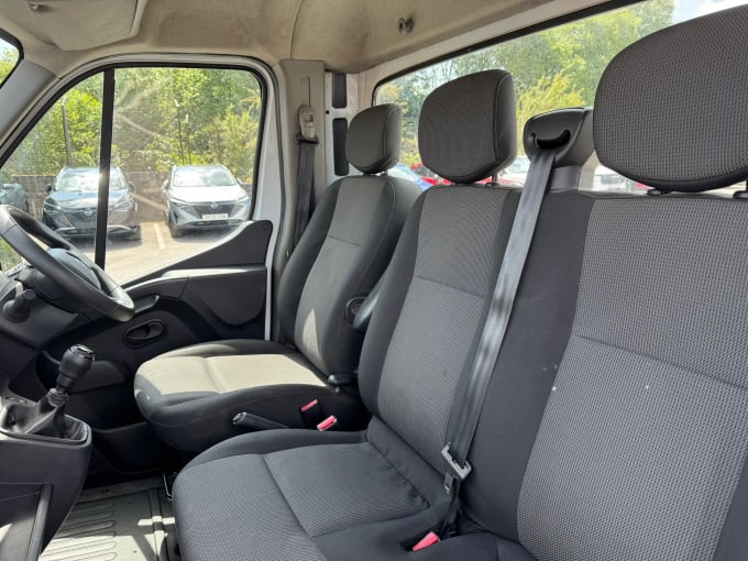 2021 Renault Master