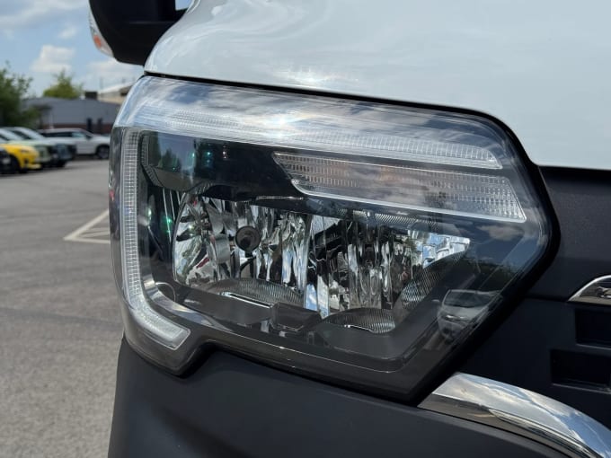 2021 Renault Master