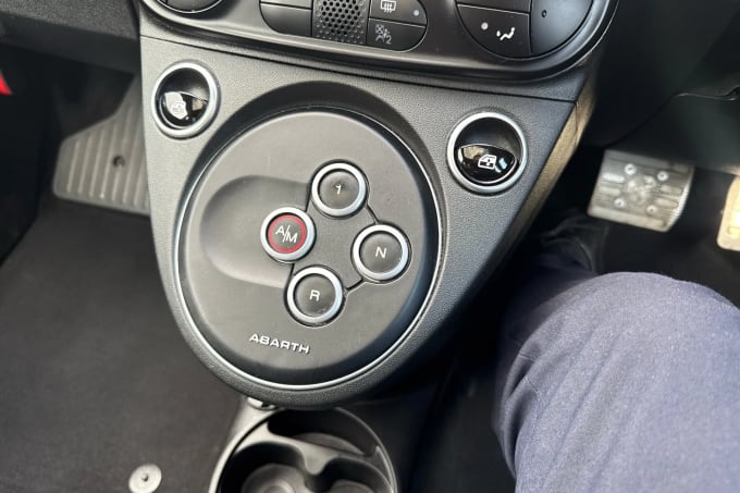 2021 Abarth 595