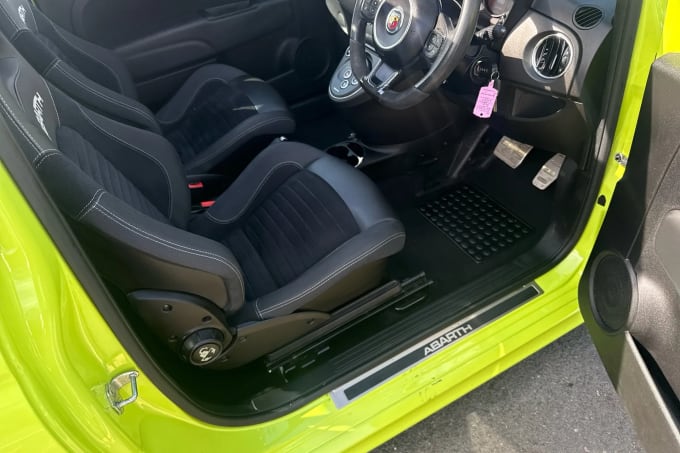 2021 Abarth 595