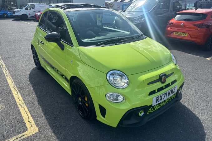 2021 Abarth 595