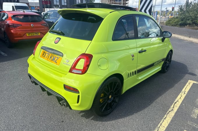 2021 Abarth 595