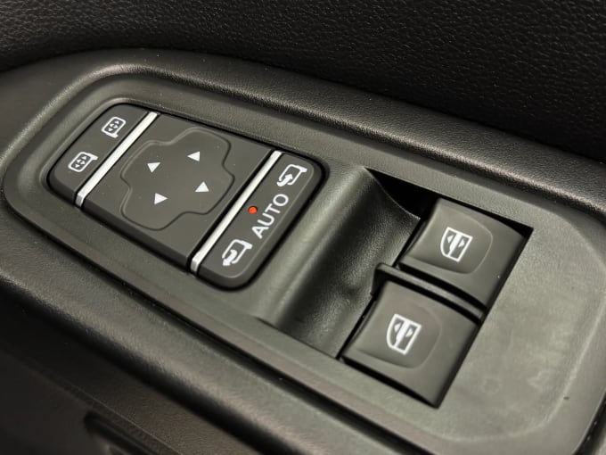 2023 Renault Trafic