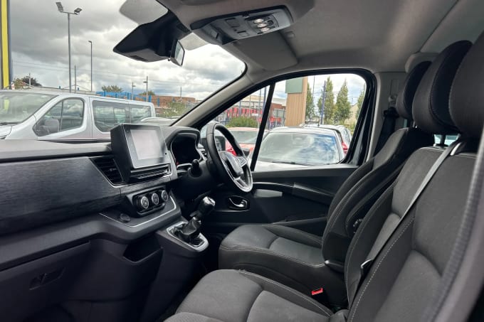 2023 Renault Trafic