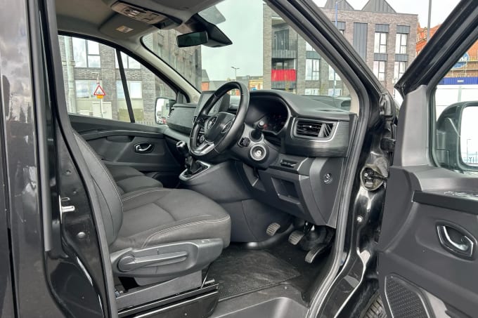 2023 Renault Trafic