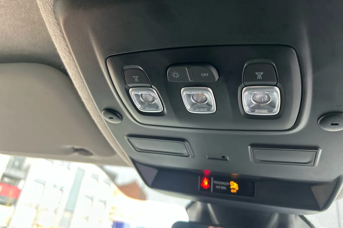 2023 Renault Trafic