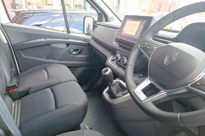2025 Renault Trafic