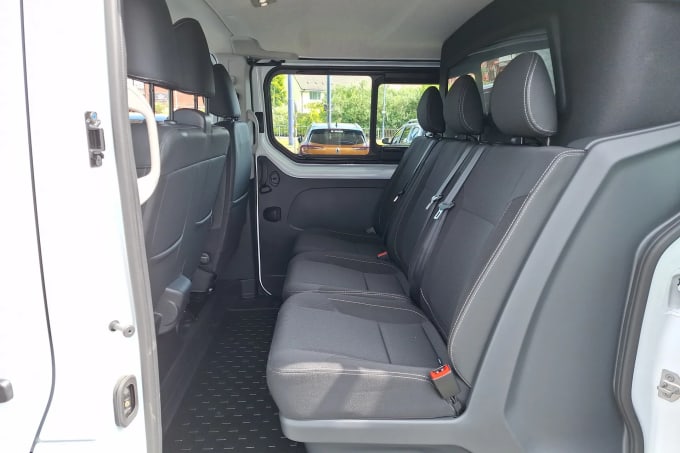 2025 Renault Trafic
