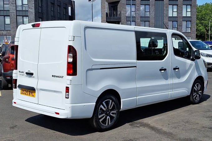 2025 Renault Trafic