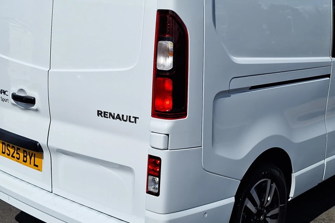 2025 Renault Trafic