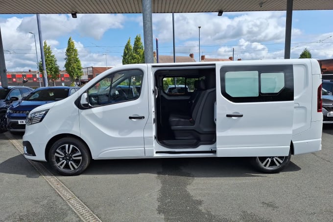 2025 Renault Trafic