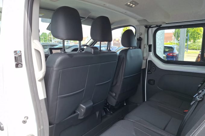 2025 Renault Trafic