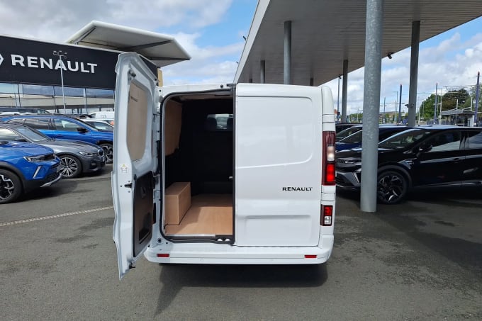 2025 Renault Trafic
