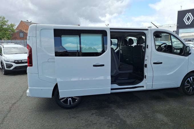 2025 Renault Trafic