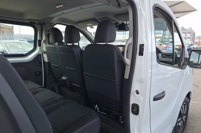 2025 Renault Trafic