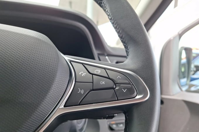 2025 Renault Trafic