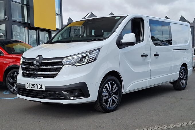 2025 Renault Trafic