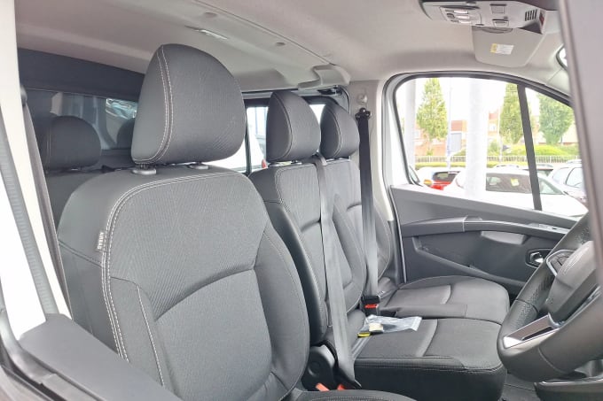 2025 Renault Trafic