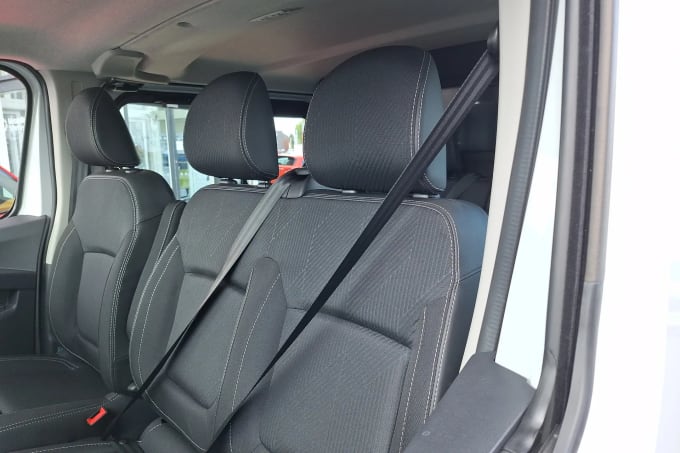 2025 Renault Trafic