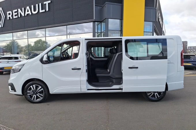 2025 Renault Trafic