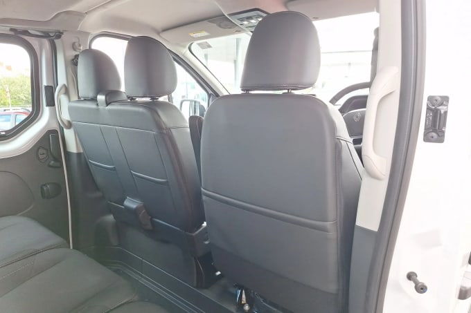 2025 Renault Trafic