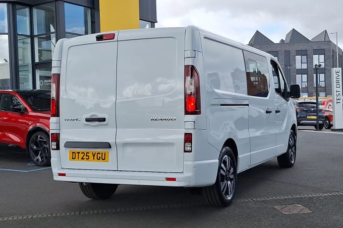 2025 Renault Trafic