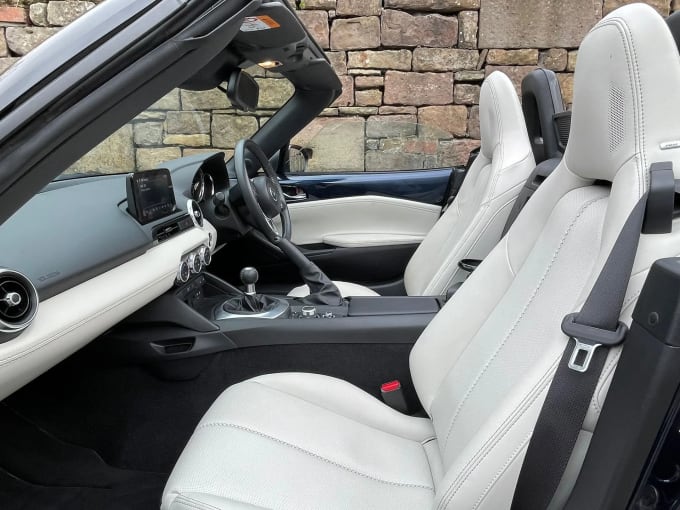 2022 Mazda Mx-5